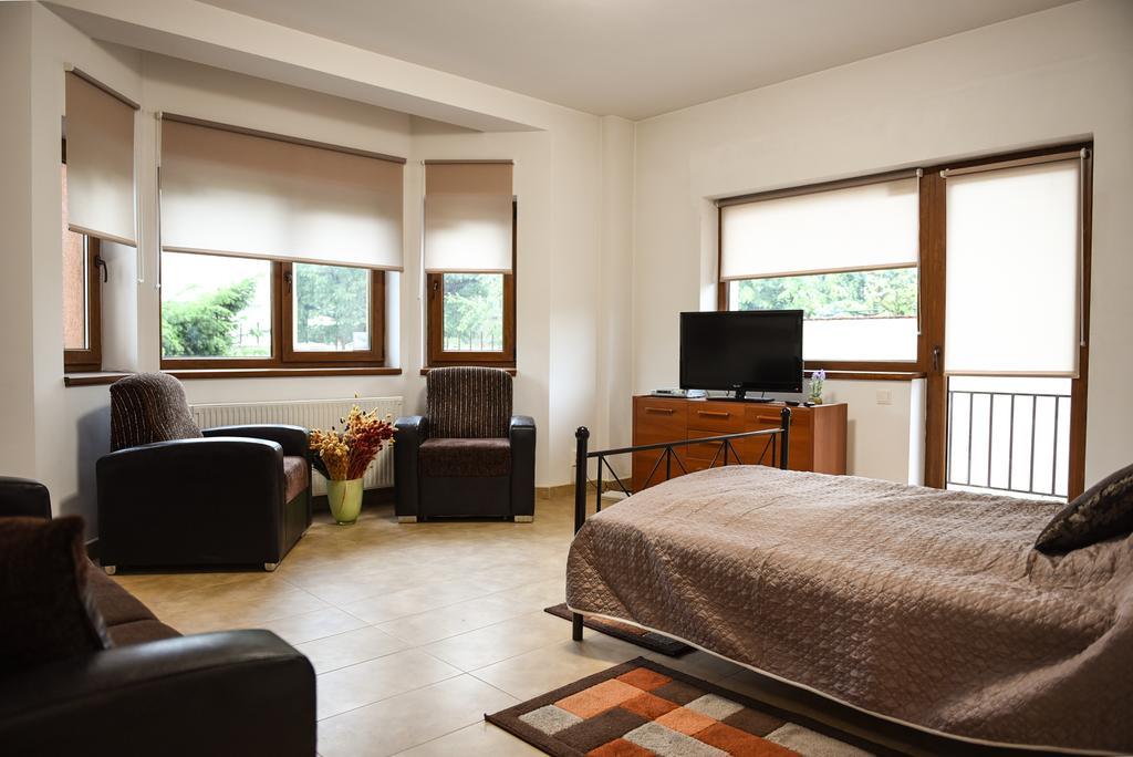 Modern Apartment Near City Center Cluj-Napoca Exterior photo