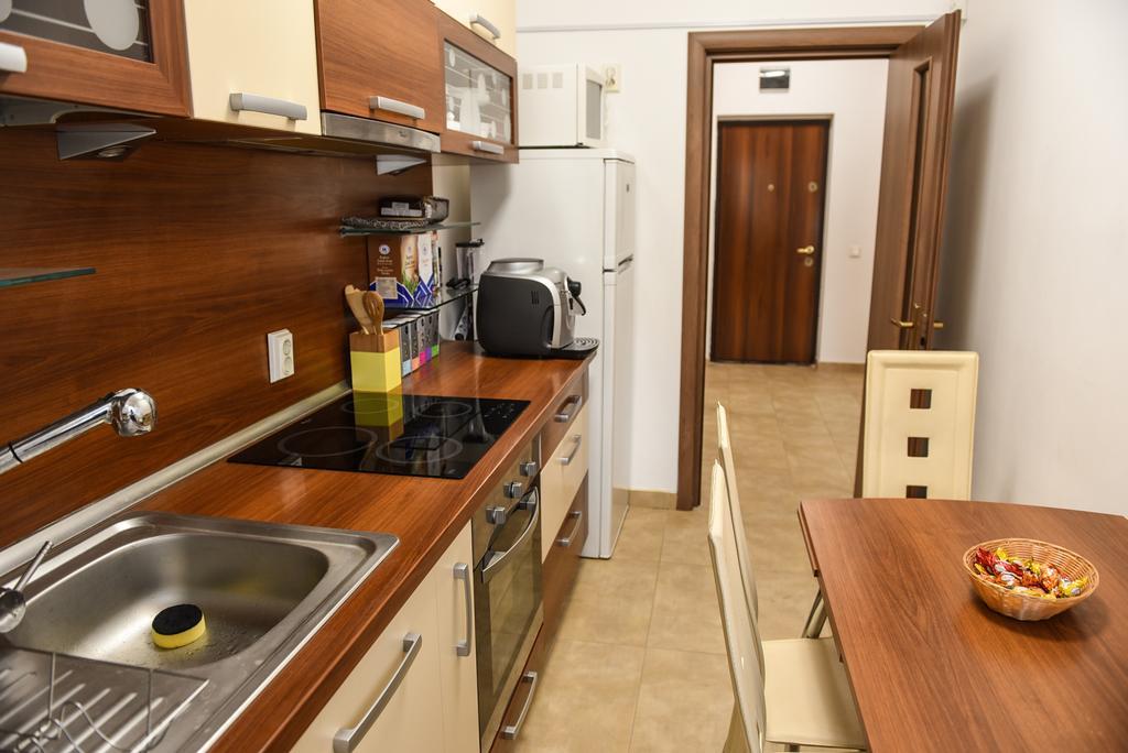 Modern Apartment Near City Center Cluj-Napoca Exterior photo